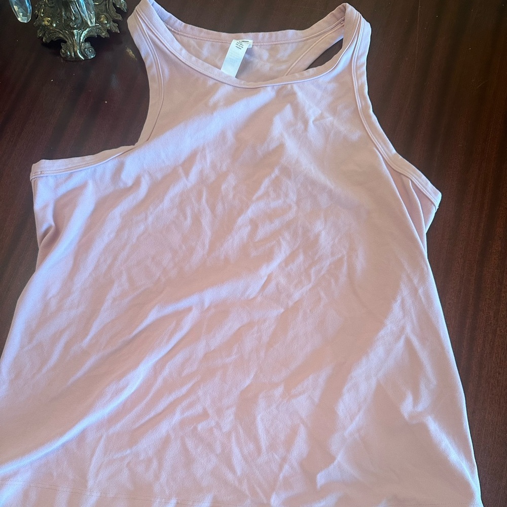 Lululemon size 10 racerback tank pink/purple color